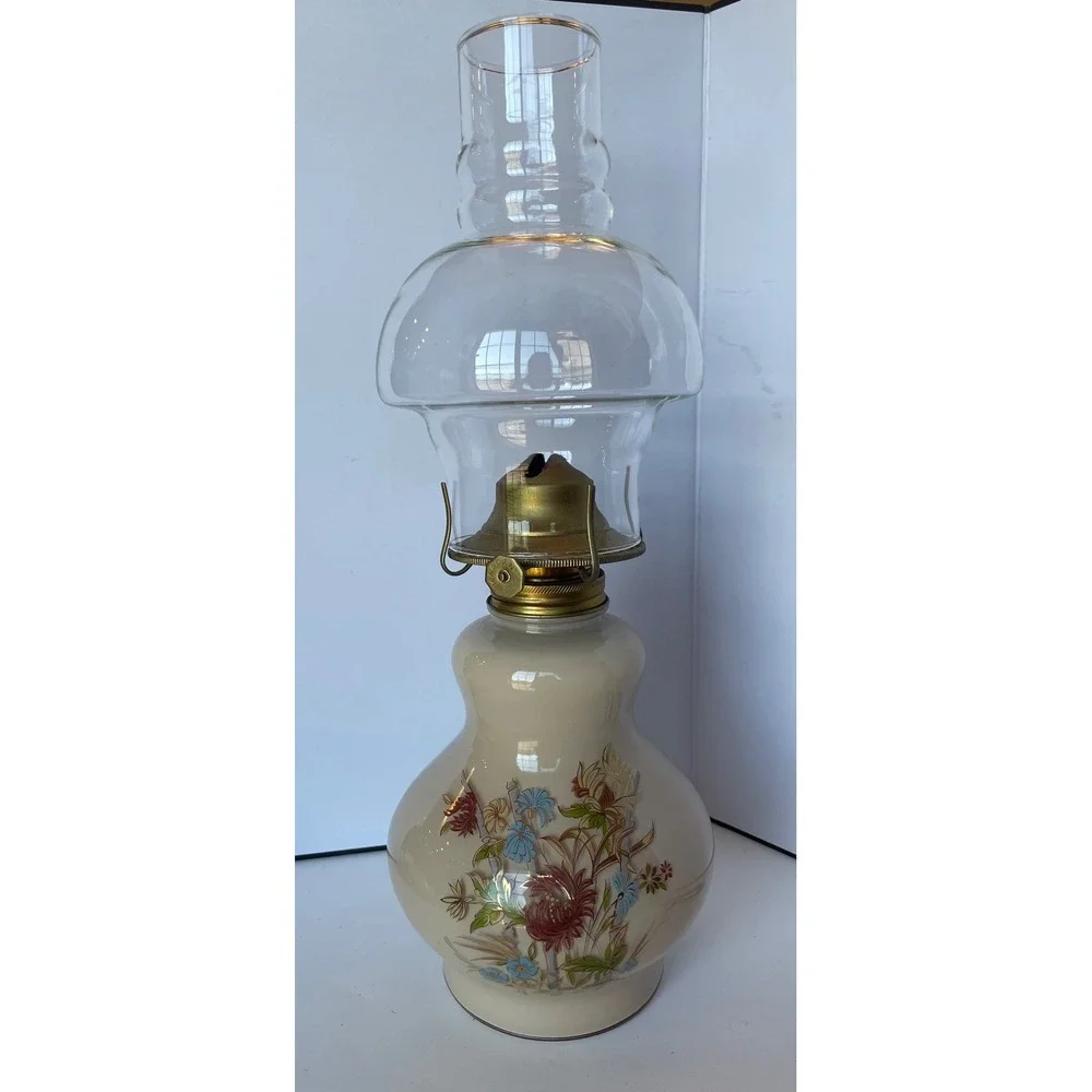 Vintage 1980 Kaadan Ltd Hurricane Oil Lamp Floral Design Cream Glass Brass 14
